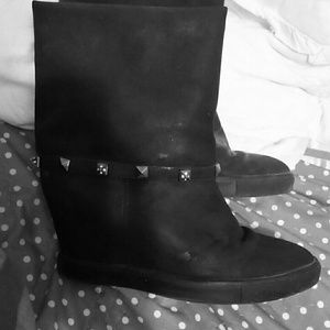 Jennifer Lopez jeweled mini boots